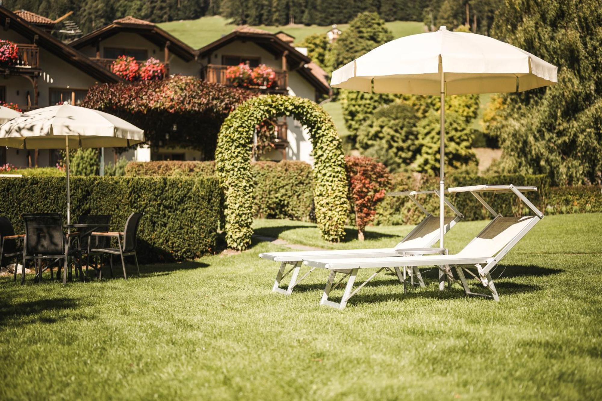 B&B Villa Angelino Ortisei Exteriör bild